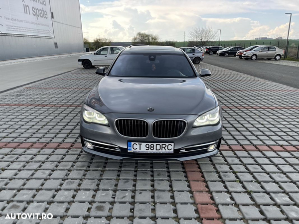 BMW Seria 7 750d xDrive Blue Performance Edition Exclusive - 35