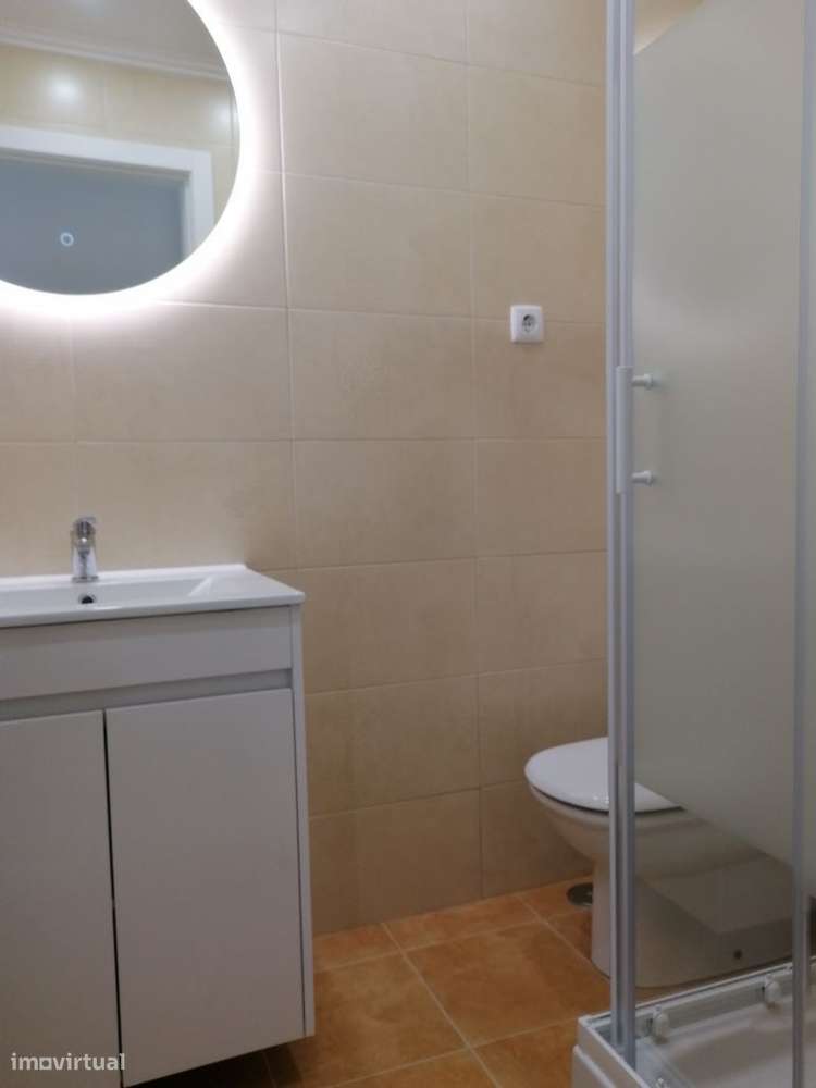 Moradia T3+1 Ericeira, Vista Mar, Remodelada, Como Nova, A Estrear.-16