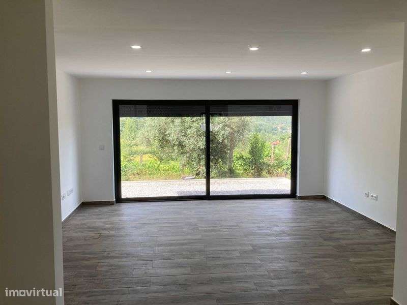 Moradia V2, Marco de Canaveses, Soalhães - Grande imagem: 5/8