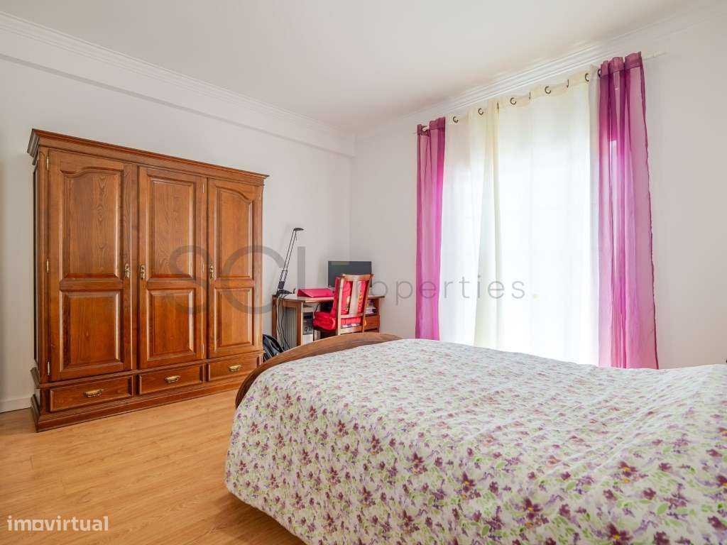 Moradia T5 Independente com Garagem em Fernão Ferro-29