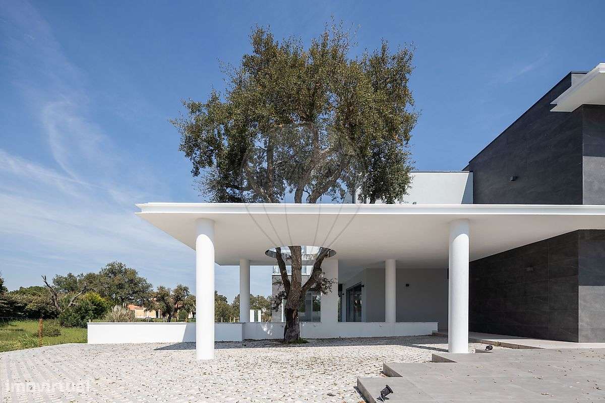 Moradia T6 para venda - Grande imagem: 2/43