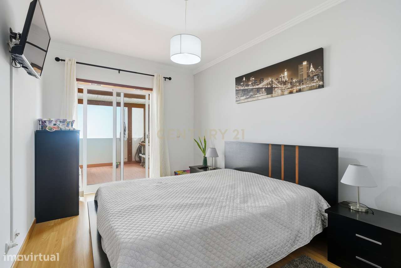 Apartamento T3 com terraço e churrasqueira – Merceana, Alenquer-23