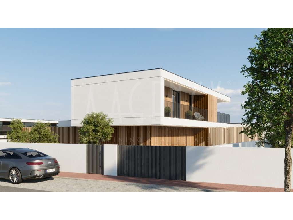 Moradia de Luxo com Piscina, Jardim e Vistas Panorâmicas - Grande imagem: 5/24