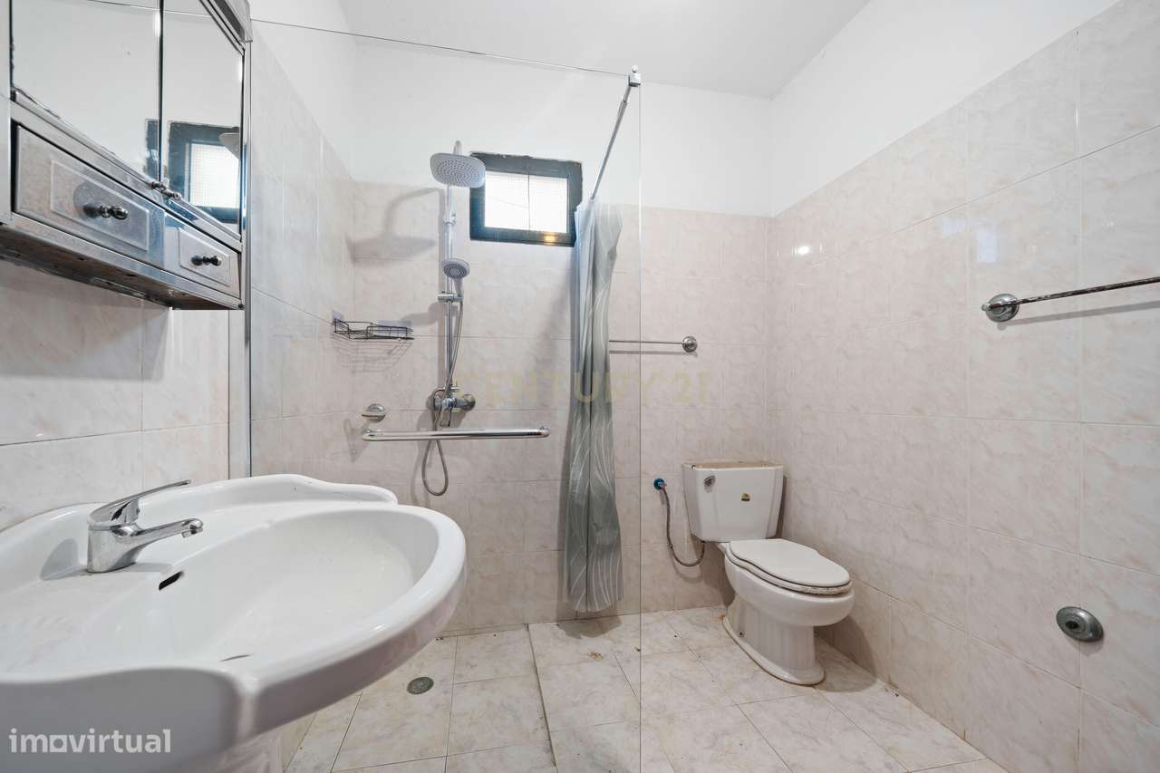 Moradia com Vista para a Montanha - Campanário - Ribeira Brava-13