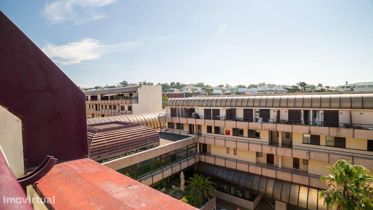 Apartamento T3 com Vista Mar – 5º Andar – A Dois Passos do Casino Esto-52