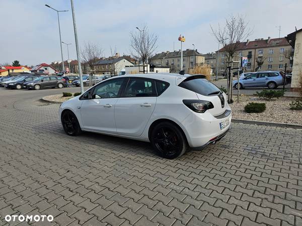 Opel Astra - 2