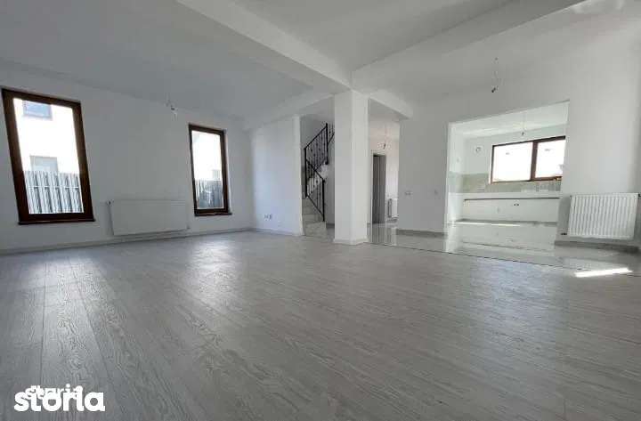Casa P+ 1Etaj/4 camere/Com.Berceni/Comision 0%-7