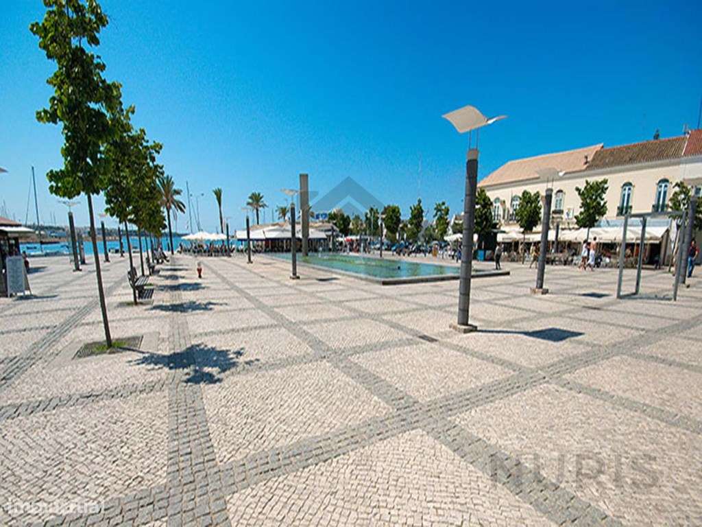 Moradia para Venda no Centro em Portimão-14