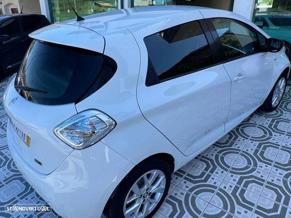 Renault Zoe Limited 40 - 48