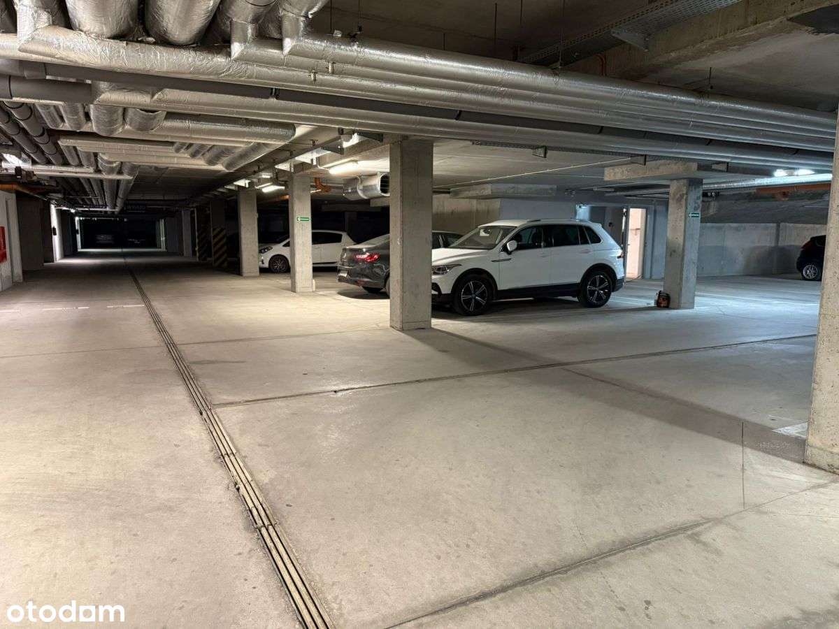 Miejsce Postojowe 18 m²  I Wrocław Centrum-10