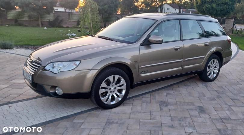 Subaru Outback - 12