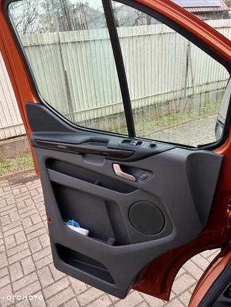 Ford Transit Custom Sport - 14