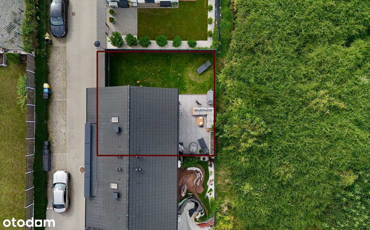 Pięknie urządzony dom w zabudowie szeregowej + działka na garaż-1