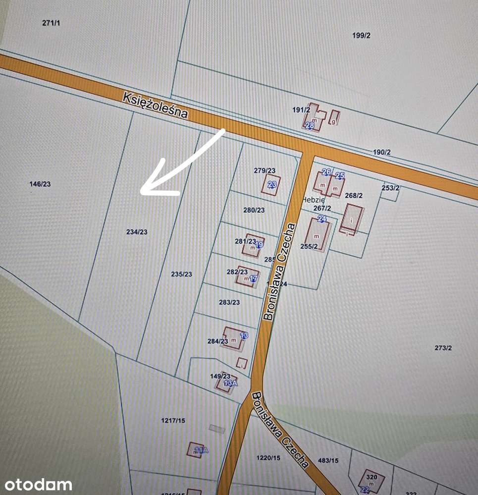 TEREN INWESTYCYJNY 6000 m² Z GOTOWYM BUDYNKIEM-11