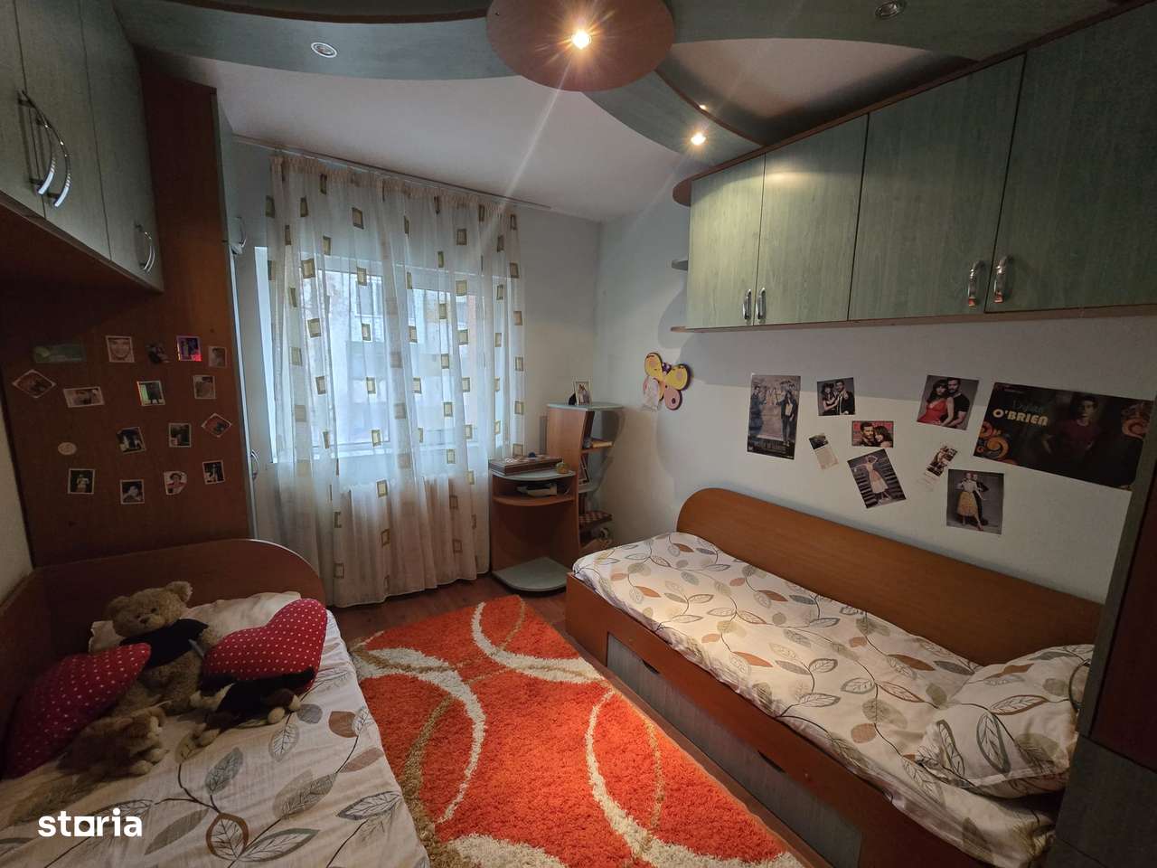 Reșița, apartament 4 camere, 98 mp, etj. 2, Govândari, zona Micro IV-10