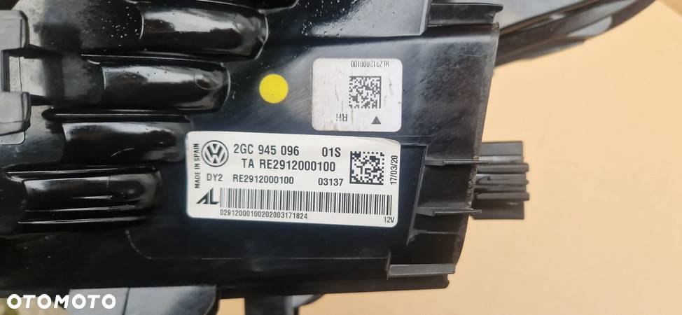 VW T-ROC CABRIO 18- LAMPA TYL PRAWA DEMONTAŻ ŁADNA LED - 4