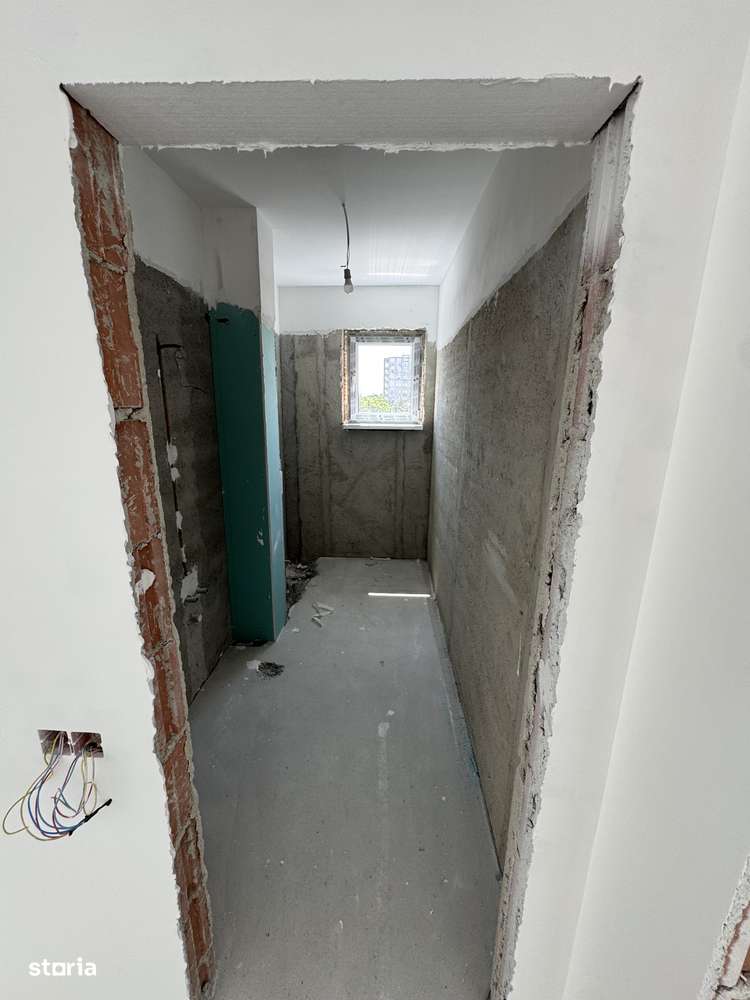 Apartament 3 camere decomandat/nou/ metrou 1Mai-15