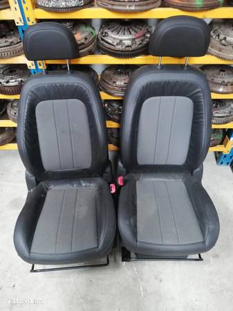 Interior de  Opel Antara din semi piele an 2013 - 1