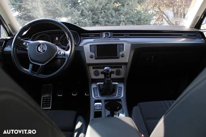 Volkswagen Passat Alltrack 2.0 TDI 4Motion - 7