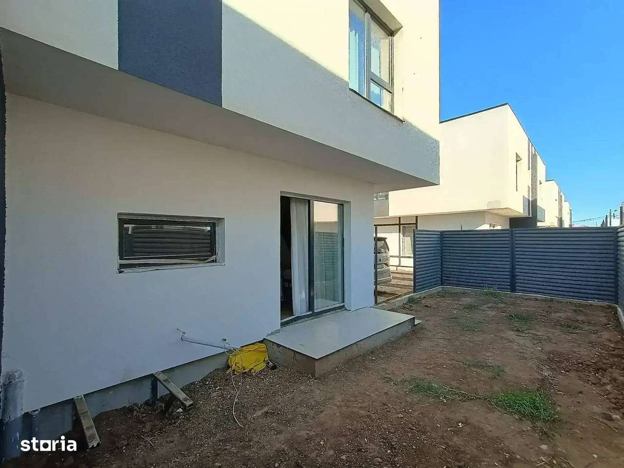 Spatiu, liniste si o curte numai a ta! Duplex elegant-10