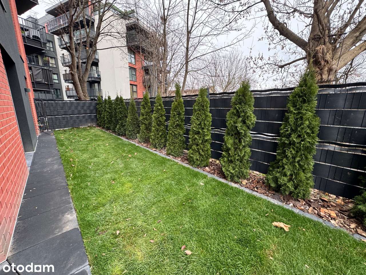 Nowoczesne mieszkanie w stylu loftowym z ogródkiem - Pełny obrazek: 5/20