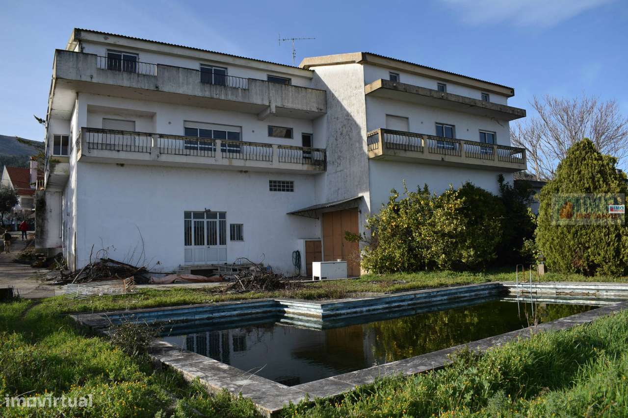 Moradia V8 c/ Terreno e Piscina - Covilhã - Grande imagem: 3/10
