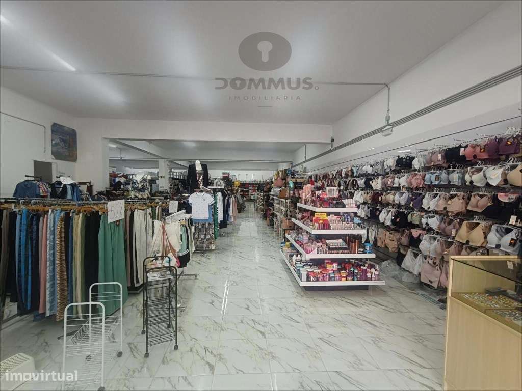 Espaço Comercial em Rio de Mouro - Grande imagem: 4/23