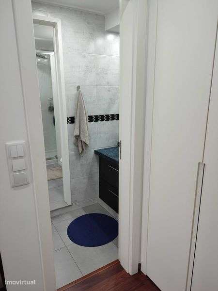 Vendo T2 Remodelado em Santo António dos Cavaleiros - Grande imagem: 5/12