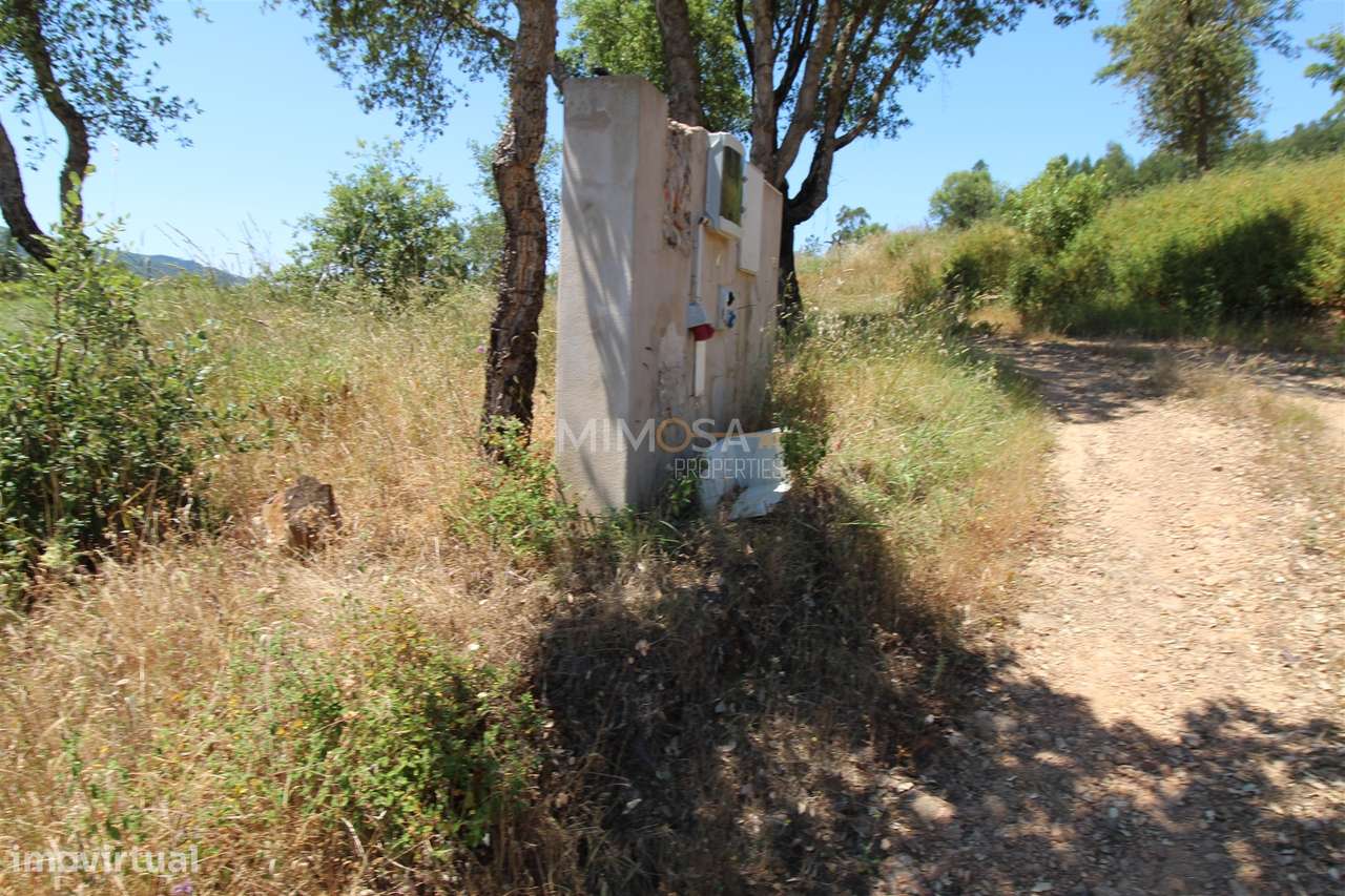 Terreno Misto  com Ruína para Reconstrução em Monchique - Grande imagem: 4/17