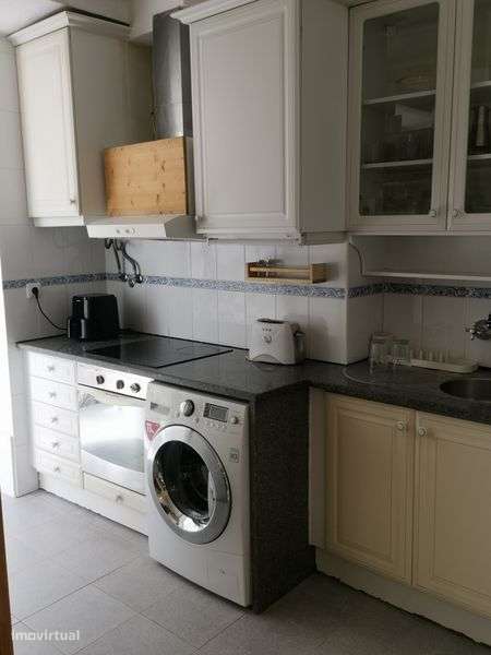 Apartamento Alcântara, T1 - Arrenda-se - Grande imagem: 4/12