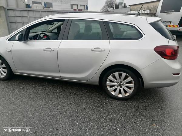 Opel Astra Caravan 1.3 CDTi Enjoy ecoFLEX - 2