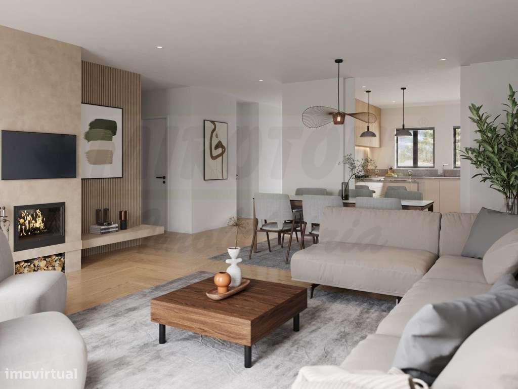 Moradia T4 duplex, em fase de construção-8