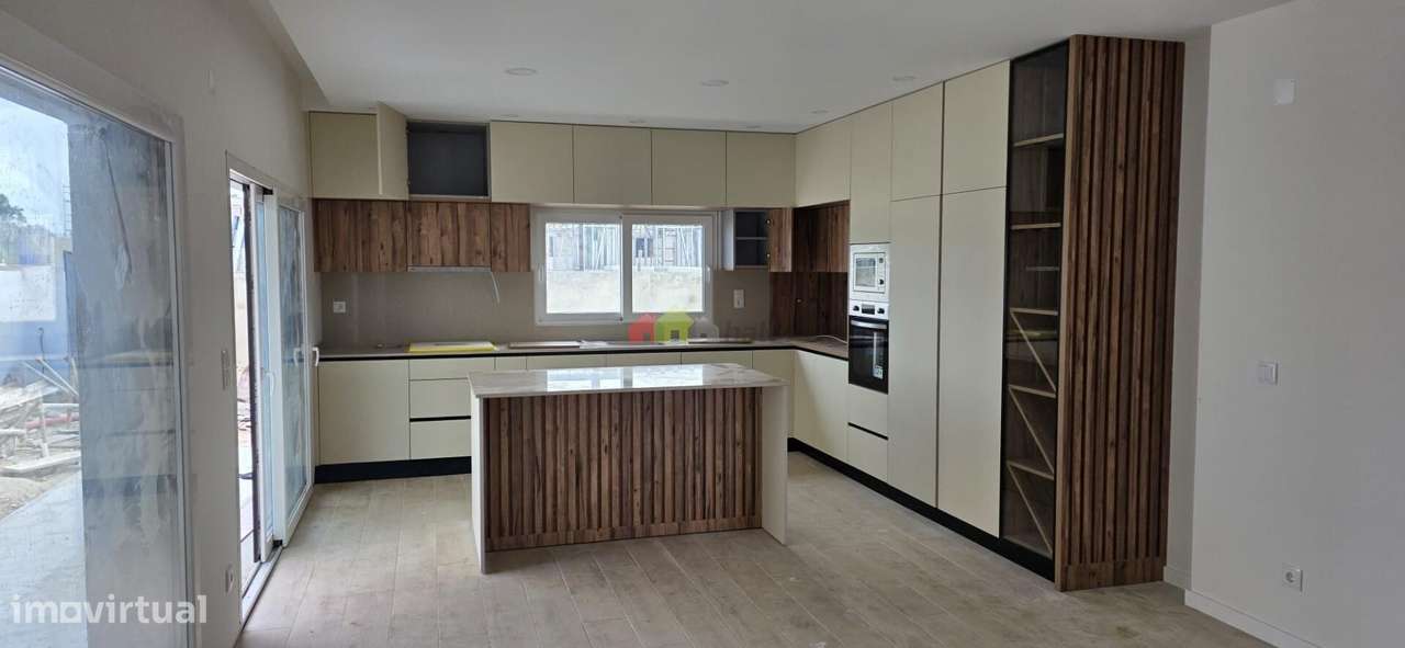 Moradia T4 térrea isolada, 2 suites, Quinta do Anjo - Palmela - Grande imagem: 5/18