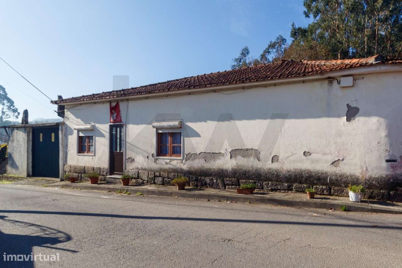 Moradia T2 para Recuperar em Pedroso, + terreno 1.072 m2 com viabilida-3
