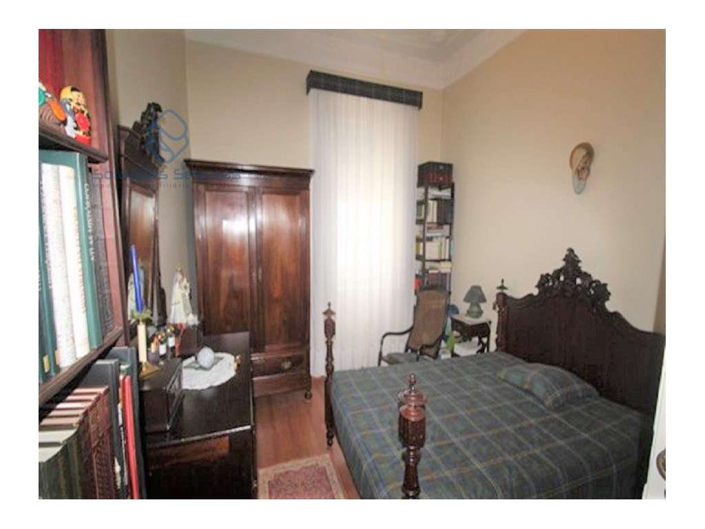 Prédio, com 2 andares com utilizações independente - Centro Moita-13