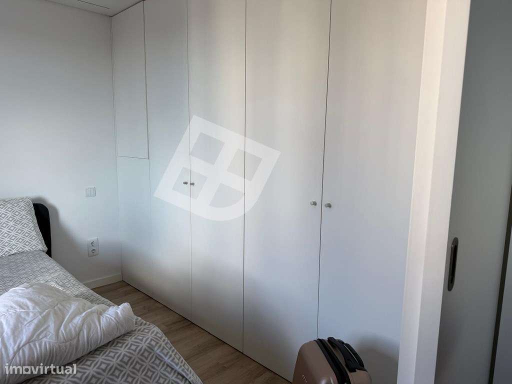 Apartamento T1 Mobilado - Junto à Estação Ferroviária de Aveiro - Grande imagem: 5/29