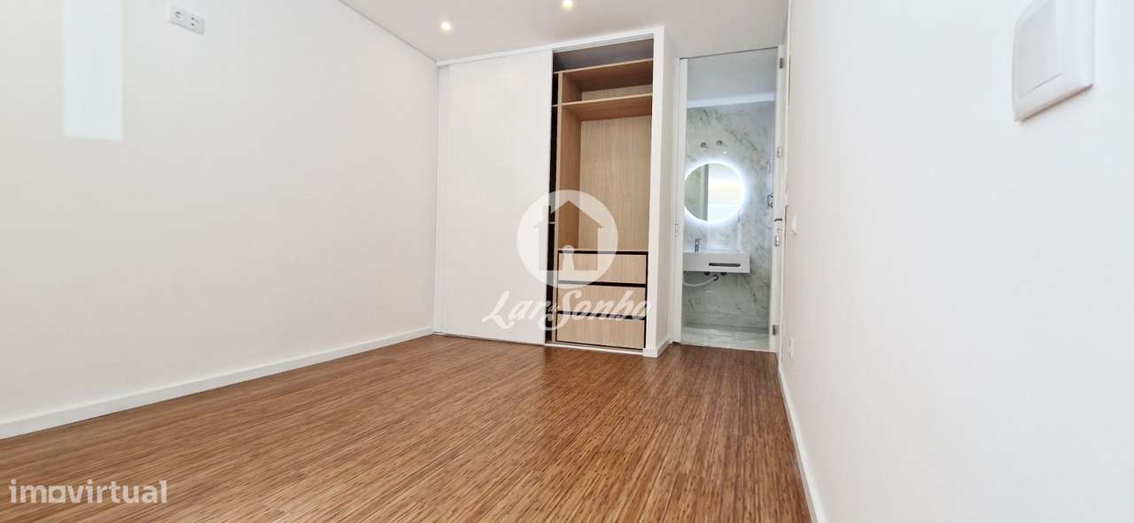 Apartamento T3, Como Novo, a 100m da praia da Póvoa de Varzim - Grande imagem: 5/19