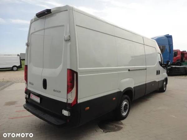 Iveco Daily 35S16 - 4