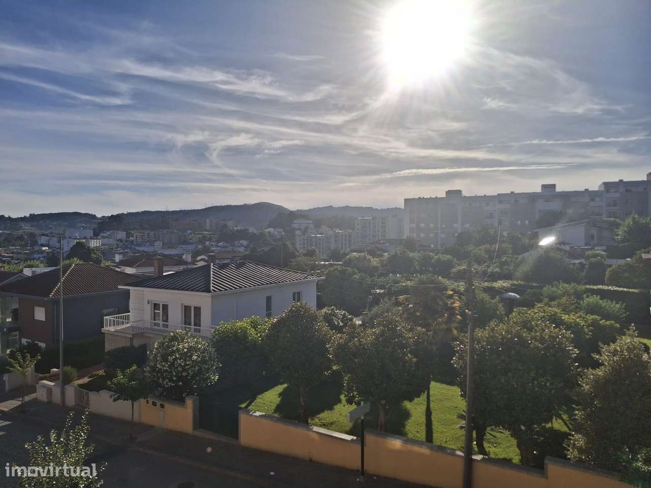 Apartamento T3 Mobilado Centro de Paredes-16
