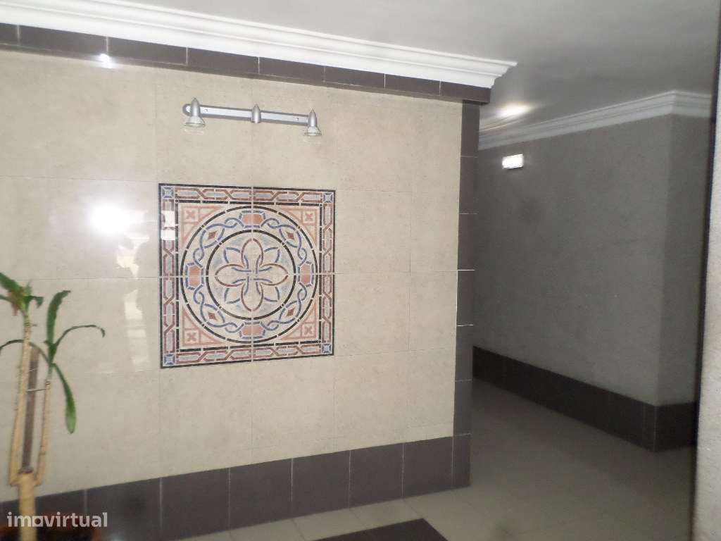 Excelente apartamento T2 : apresente-nos a sua proposta-7