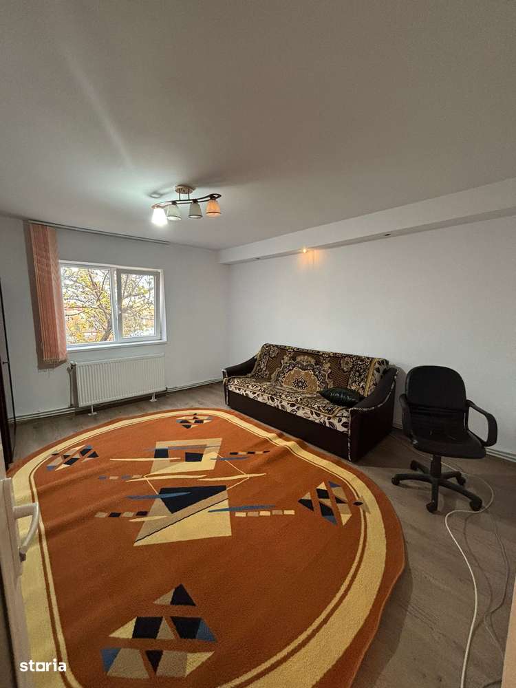 De inchiriat garsoniera mobilata și utilata etaj intermediar - Imagine principală: 5/9