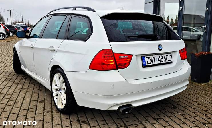 BMW Seria 3 320d - 9