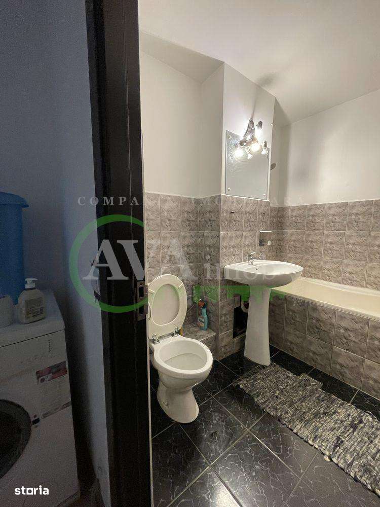Apartament 3 camere decomandat zona Narcisa - Imagine principală: 5/8
