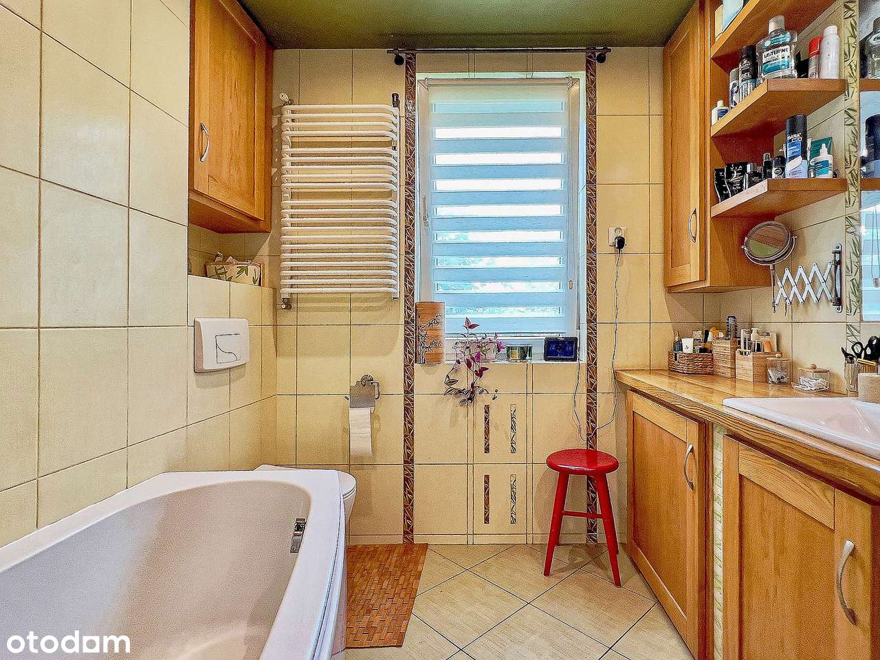 Przestronny dom z 7 pokojami i garażem W Chełmie.-18