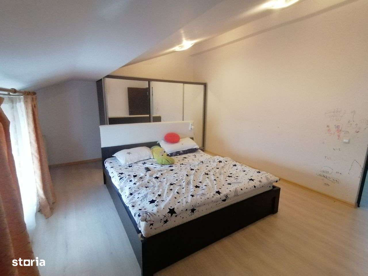 Apartament 3 camere Bd. T. Vladimirescu constructie 2009-5