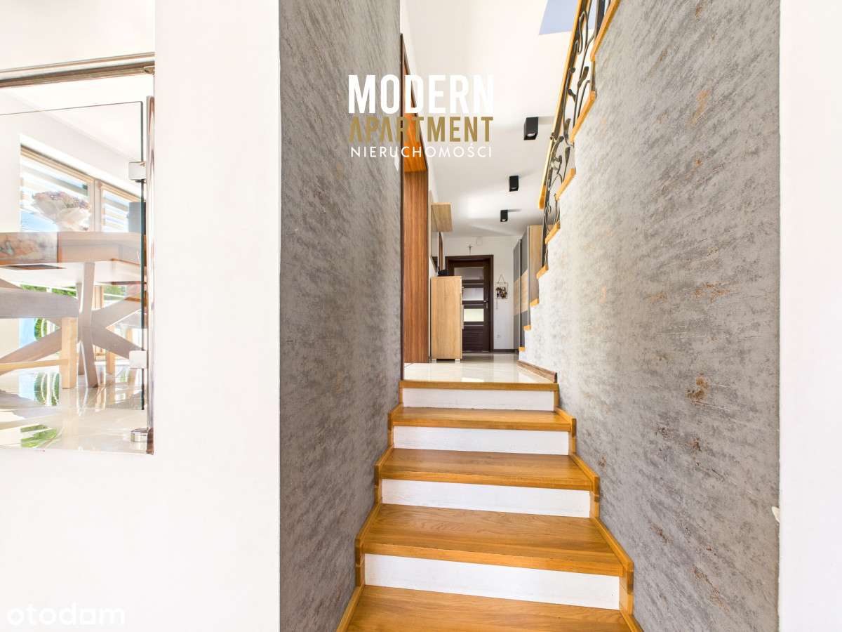 Biskupiec! przytulny dom i budynek gospodarczy-18