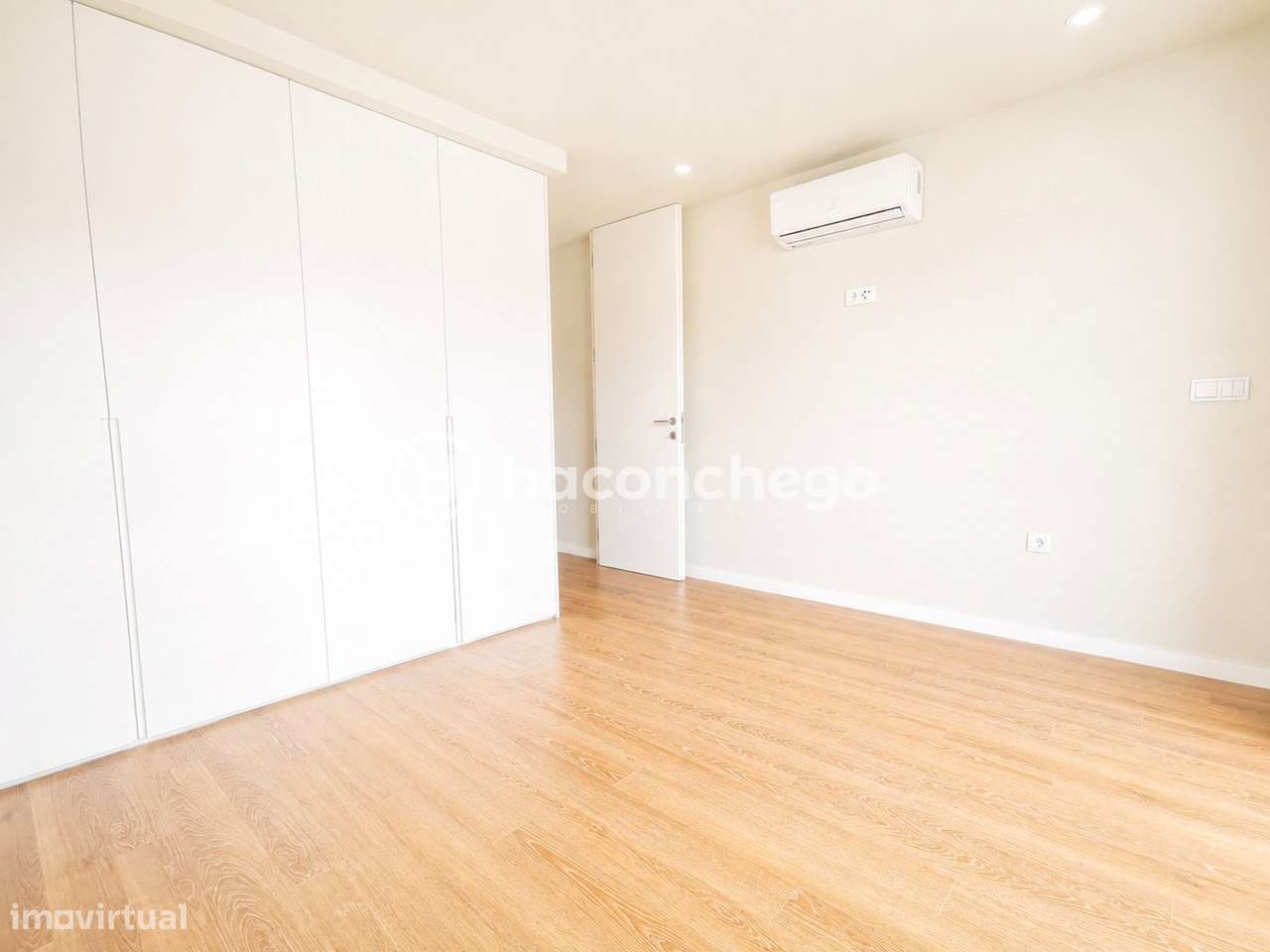 Apartamento T4 duplex com garagem e equipado Arcozelo Barcelos-9
