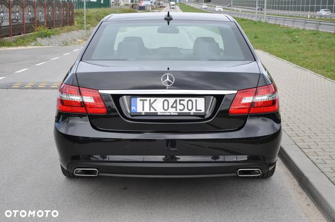 Mercedes-Benz Klasa E 250 CDI 4-Matic BlueEff Avantgarde - 9