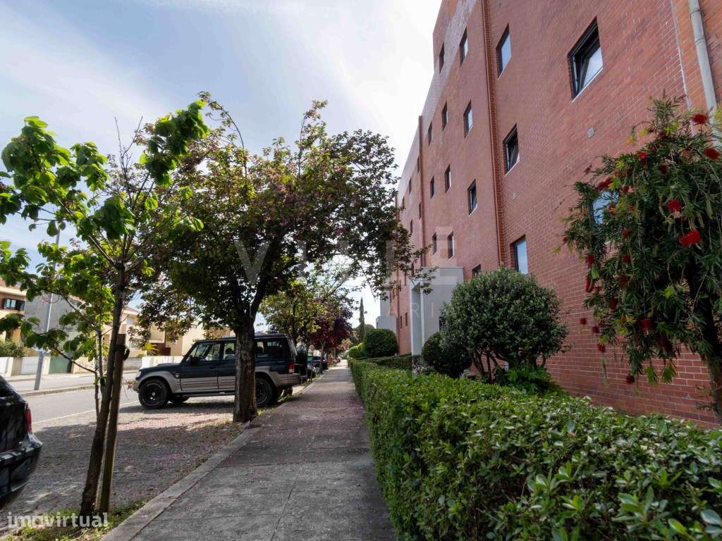 Apartamento T2 com Garagem à Venda na Senhora da Hora | CityGolf, M...-27