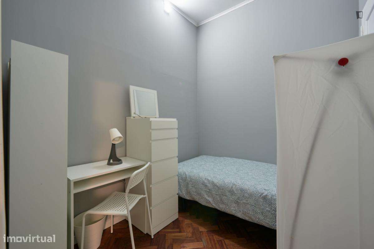 Quarto - localizado em Saldanha Lisbon - Grande imagem: 3/7